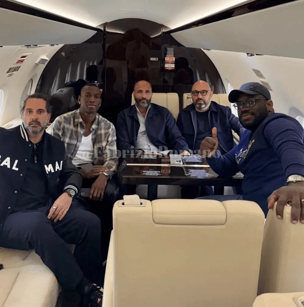 半岛体育官网-Here we back！杰克逊已前往慕尼黑，切尔西要求立刻回伦敦