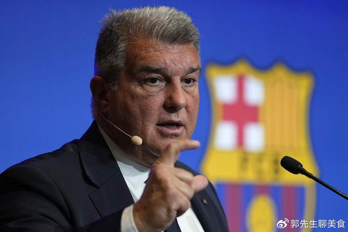 半岛体育官方网站-别了，巴萨！曝7000万“顶星”将被放逐！顶级中卫+天才中锋来投|巴塞罗那|拉波尔塔|费尔明|球员|赛季_新浪体育_新浪新闻